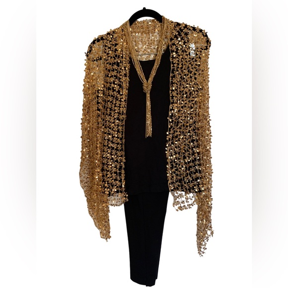 NWT GOLD sequined evening wrap / shawl. One size.  Stunning! - Picture 3 of 7